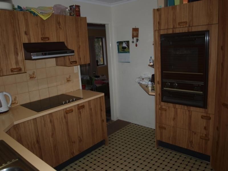 18 Waterford Road, Gailes QLD 4300