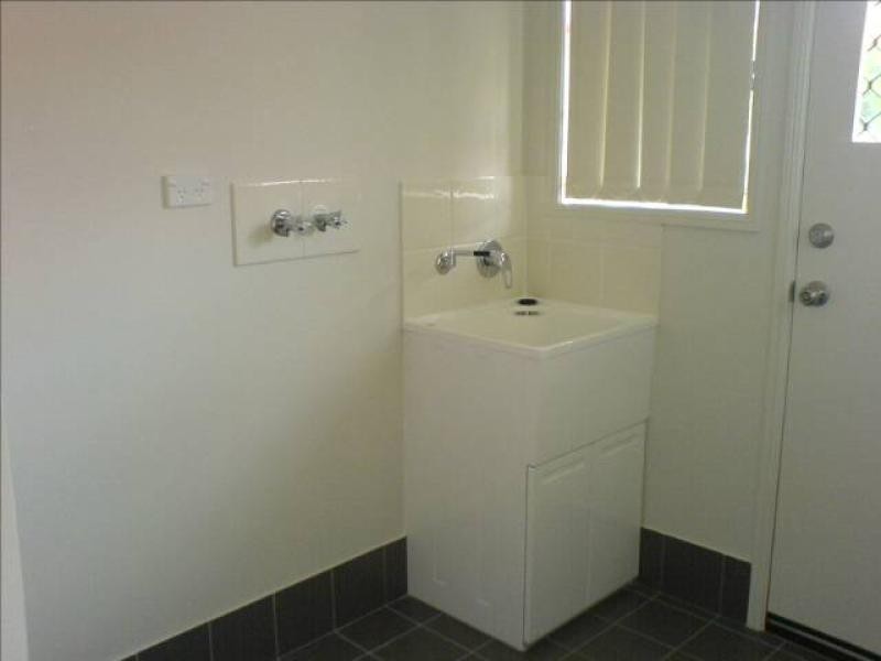 10 Nicole Place, Yamanto QLD 4305