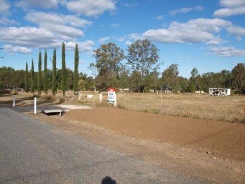26 Elm Road, Walloon QLD 4306