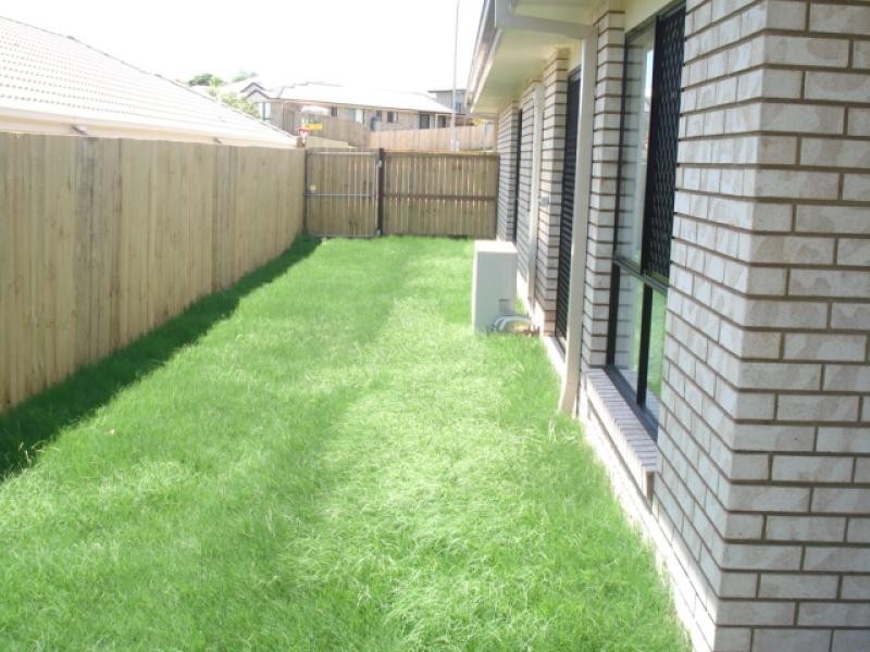 3 Jene Crt, Flinders View QLD 4305