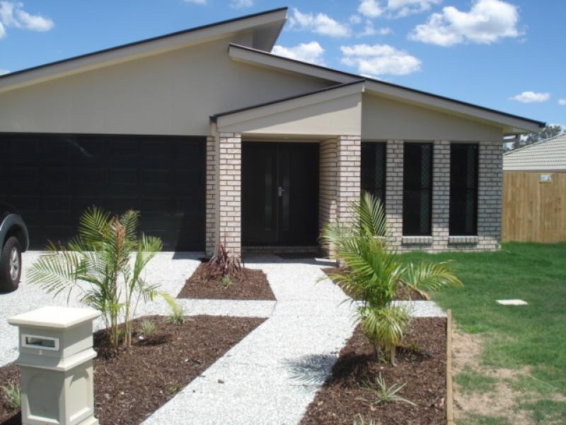 3 Jene Crt, Flinders View QLD 4305