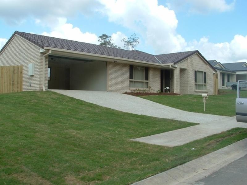 35 Polzin  St, Redbank Plains QLD 4301