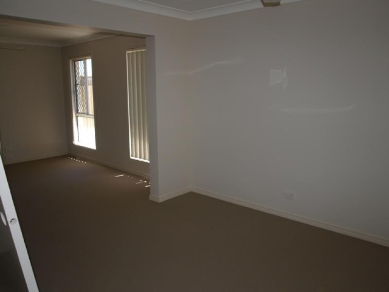 7 Rush Drive, Bundamba QLD 4304