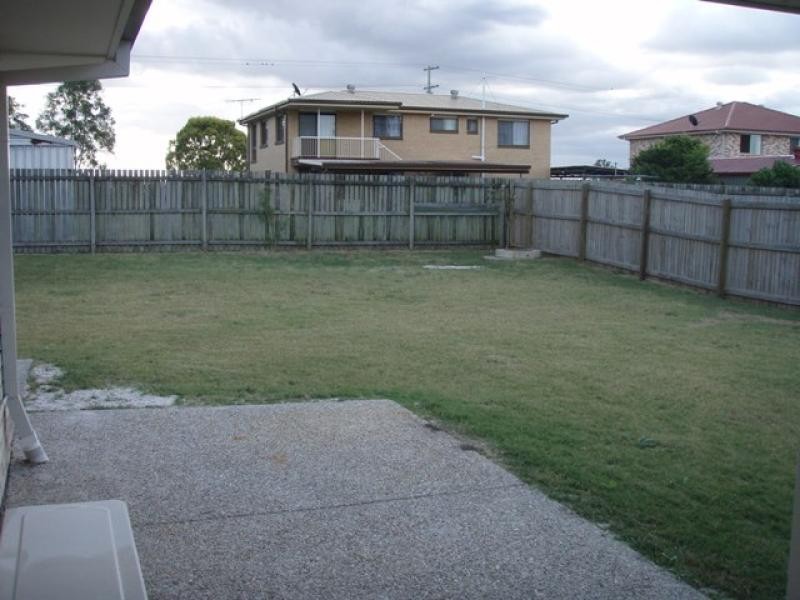 18 Angela Place, Yamanto QLD 4305