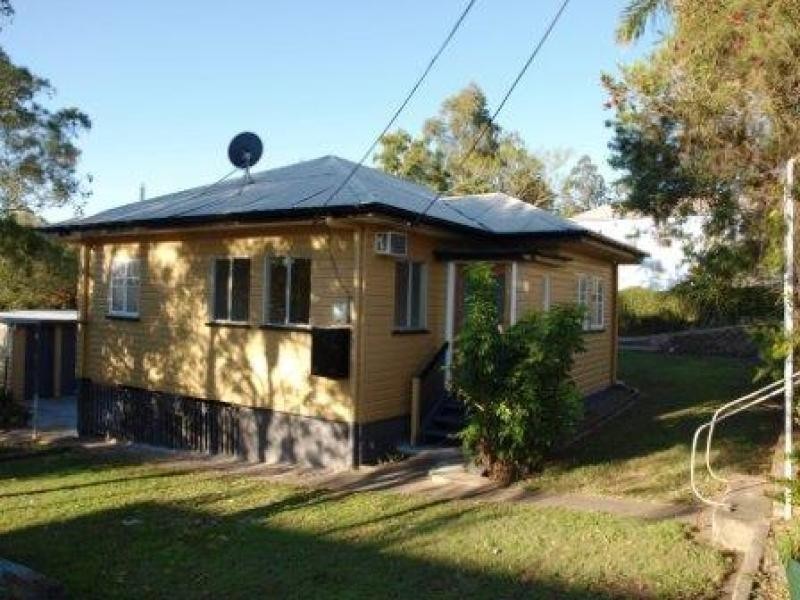 33 Ferrett Street, Sadliers Crossing QLD 4305