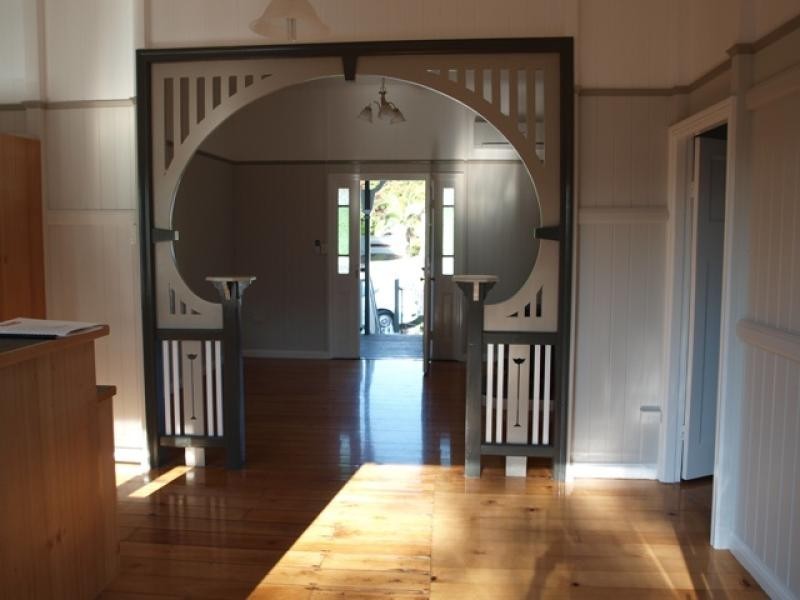 19 watson st, East Ipswich QLD 4305