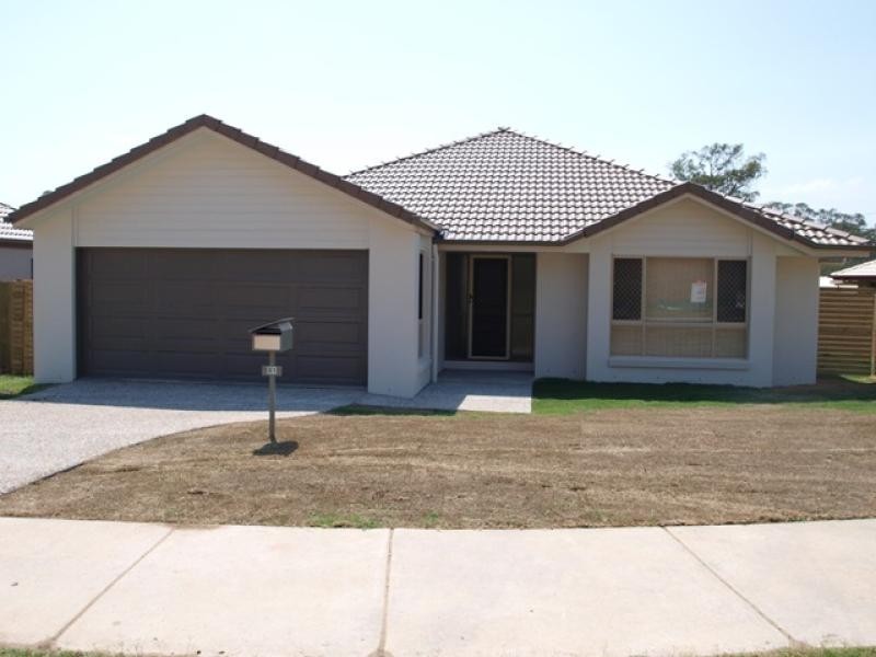 31 Eric Drive, Blackstone QLD 4304