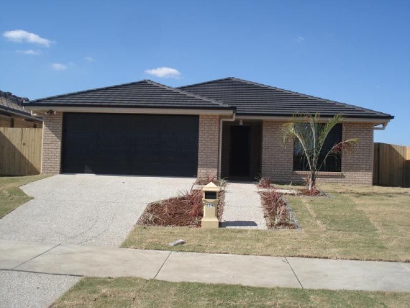 224 Henty Drive, Redbank Plains QLD 4301