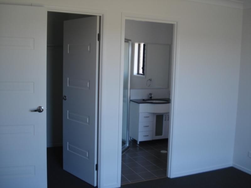 224 Henty Drive, Redbank Plains QLD 4301