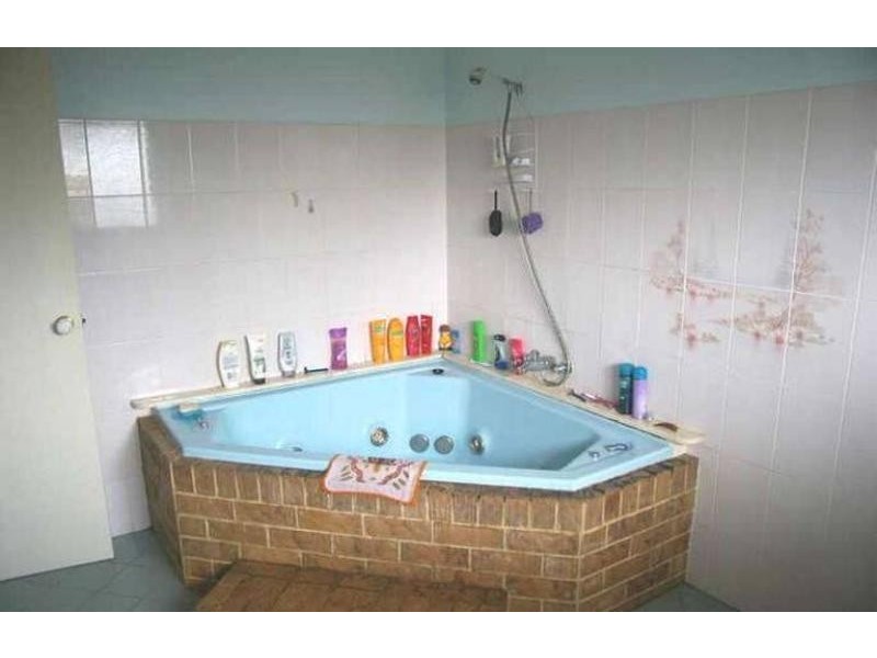 374 Warwick Road, Yamanto QLD 4305