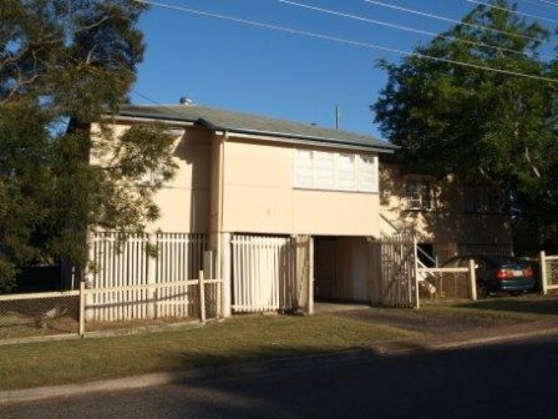42 Brisbane Rd, East Ipswich QLD 4305