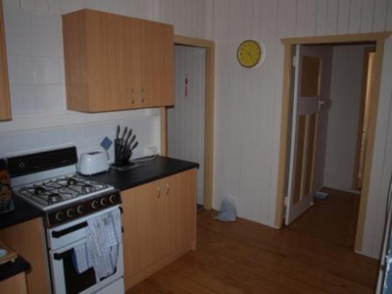 42 Brisbane Rd, East Ipswich QLD 4305