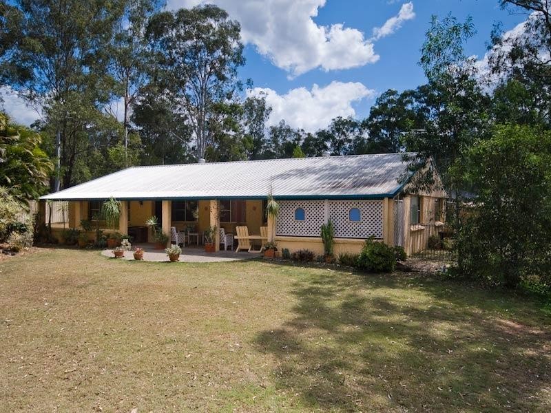 Barellan Point QLD 4306