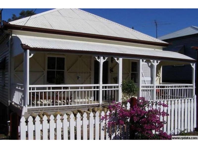 28 Park Street, Ipswich QLD 4305