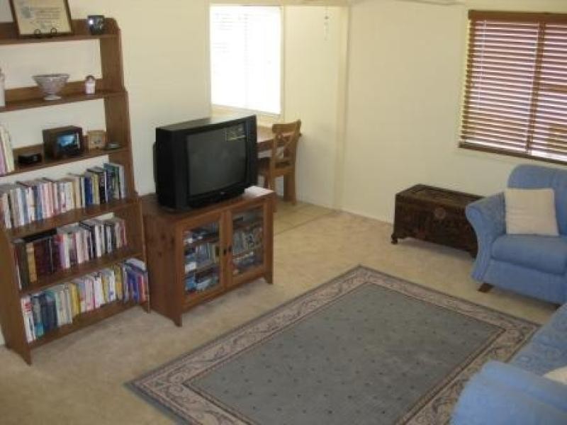 49 Chalk St, Leichhardt QLD 4305