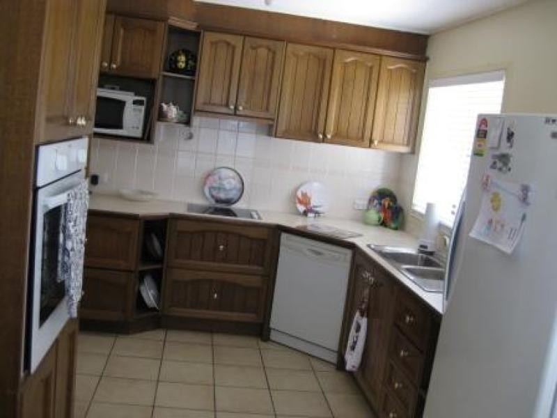 49 Chalk St, Leichhardt QLD 4305