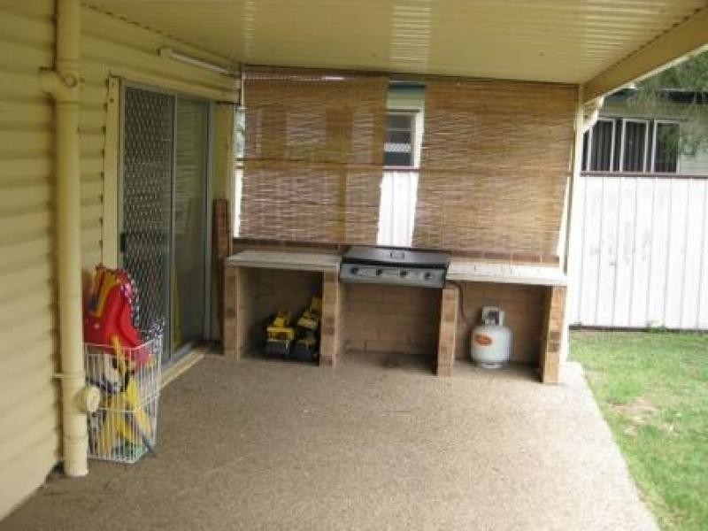 49 Chalk St, Leichhardt QLD 4305