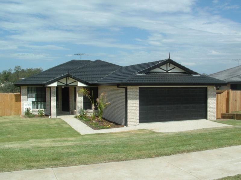24 Sarah Drive, Yamanto QLD 4305
