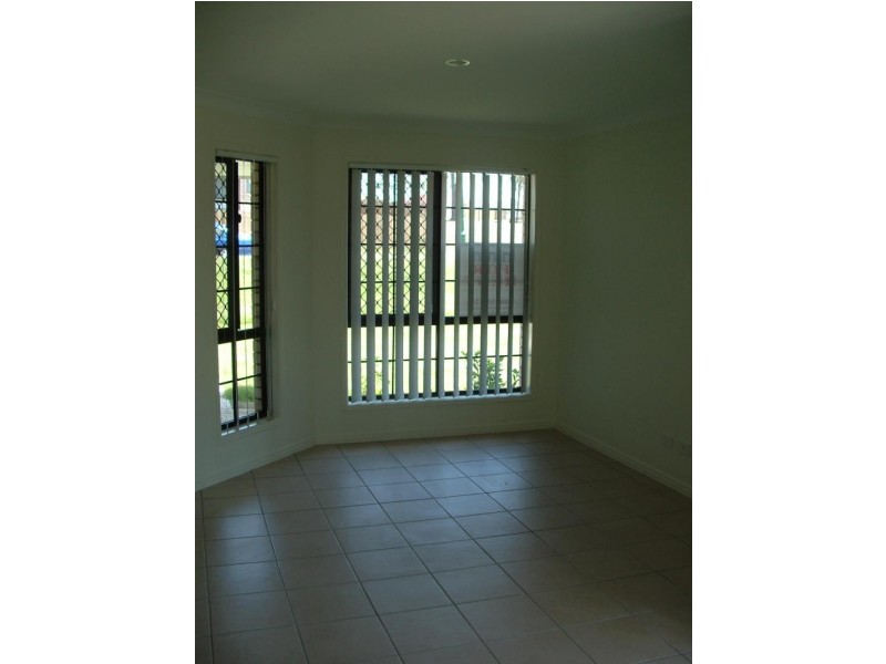 24 Sarah Drive, Yamanto QLD 4305