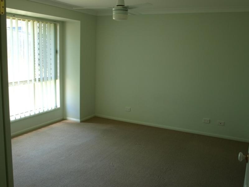 1 Kathleen Place, Yamanto QLD 4305