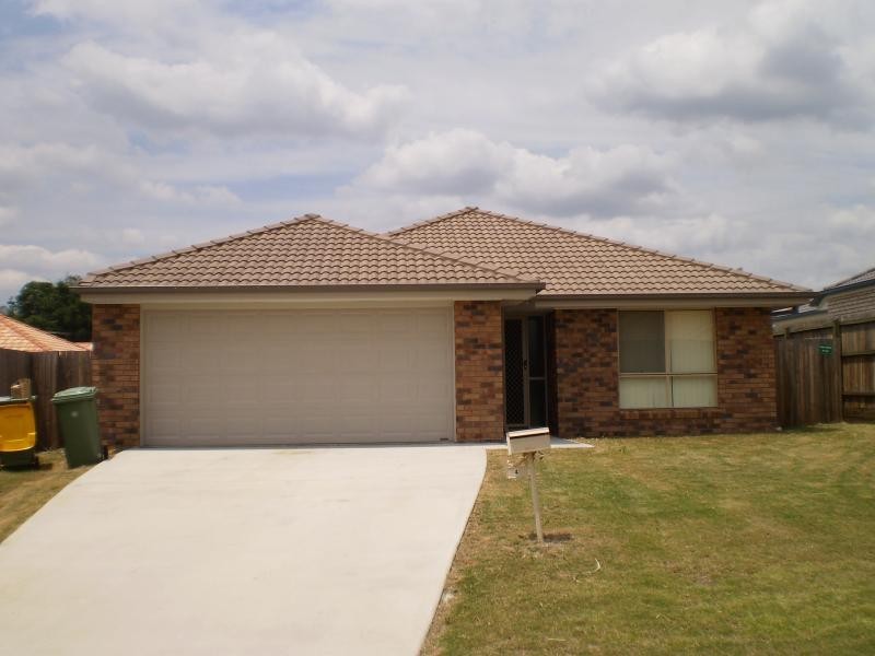 4 Sarah Place, Raceview QLD 4305