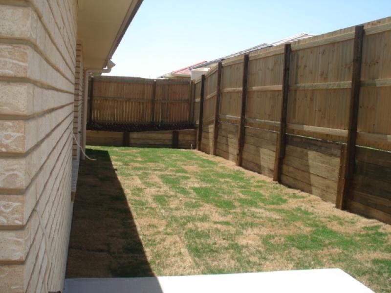 226 Henty Drive, Redbank Plains QLD 4301