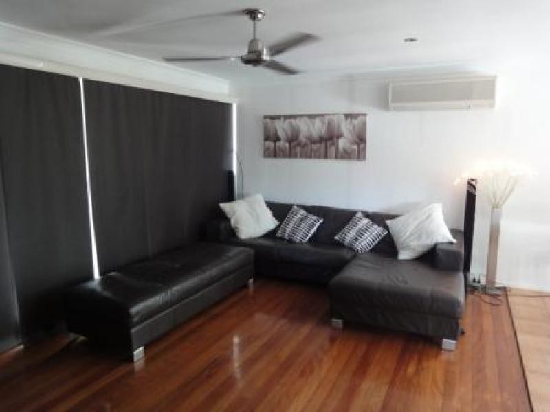 7 Salandra street, Mansfield QLD 4122