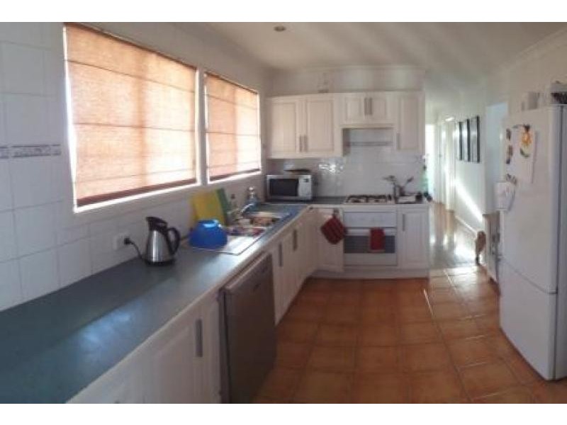 7 Salandra street, Mansfield QLD 4122