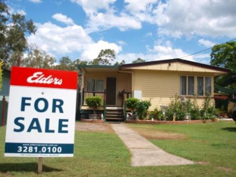 39 Crosshill St, Leichhardt QLD 4305