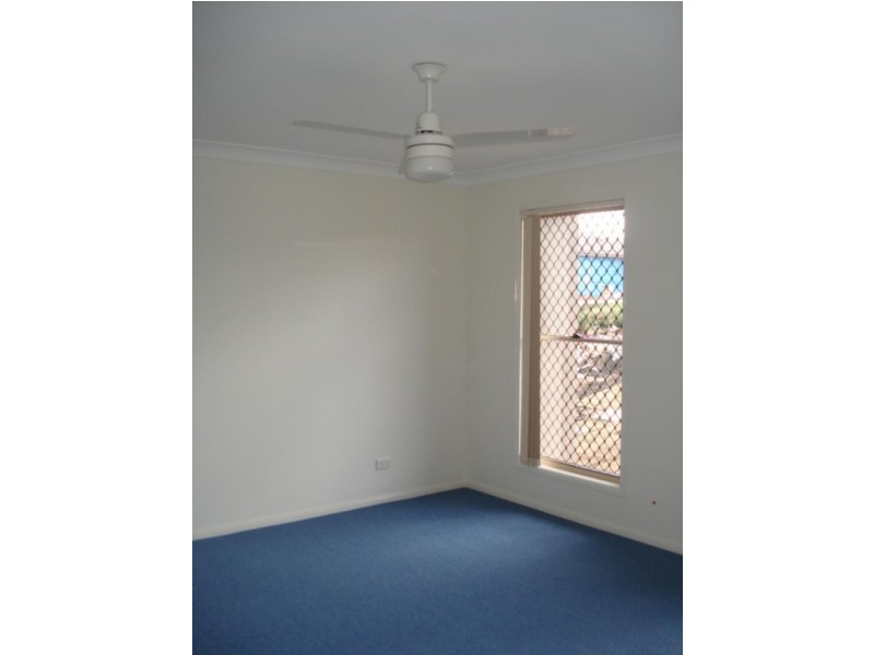 6 Patricia Place, Redbank Plains QLD 4301