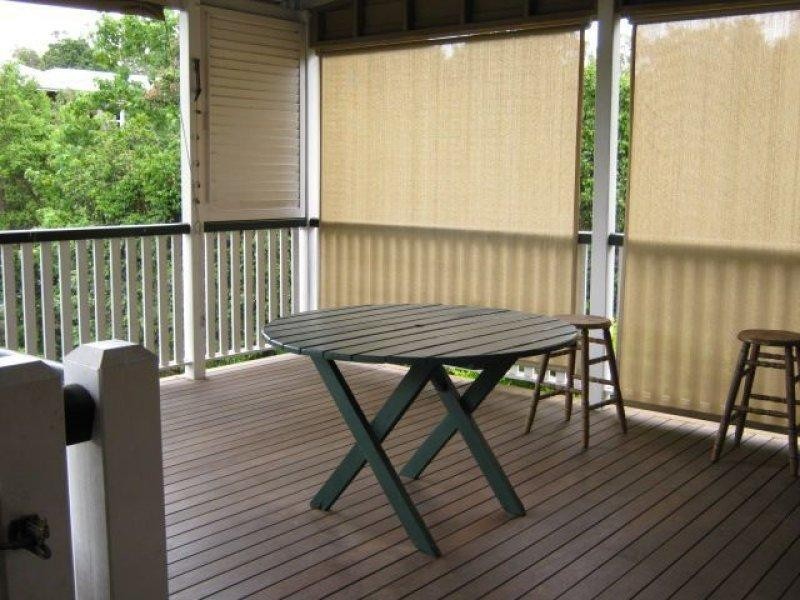 6 Brady Ct, Mount Crosby QLD 4306