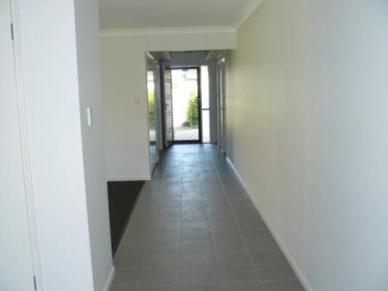 12 Bray St, Lowood QLD 4311