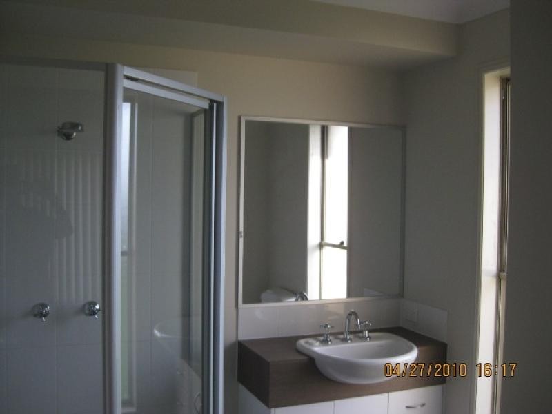 22 Bray Street, Lowood QLD 4311