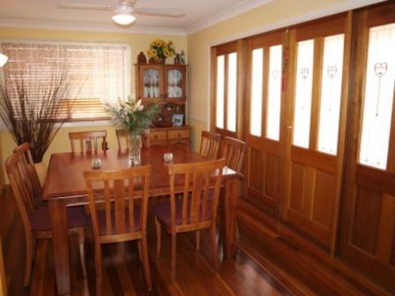 4 Boronia Ct, Collingwood Park QLD 4301