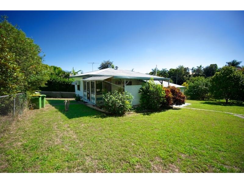 5 Adam St, Bundamba QLD 4304