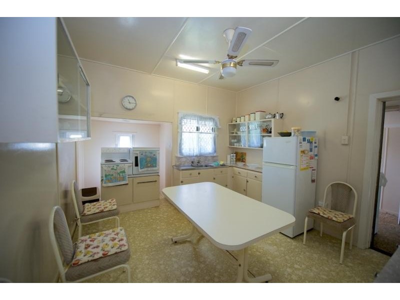 5 Adam St, Bundamba QLD 4304