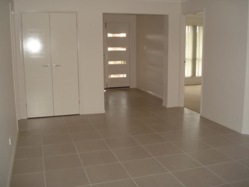 25 Jack Drive, Redbank Plains QLD 4301