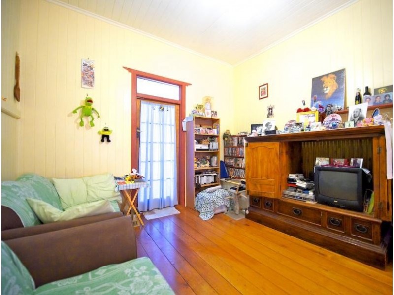 6 MacFarlane, Sadliers Crossing QLD 4305