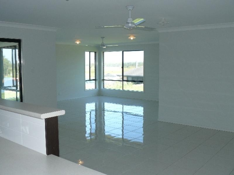 9 Brentwood ct, Fernvale QLD 4306