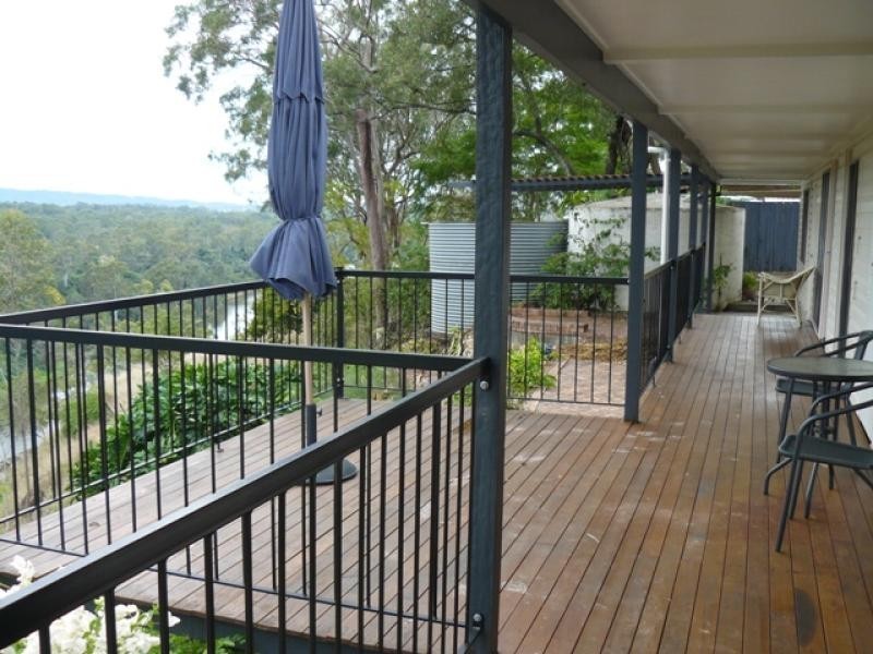 25 Allawah Rd, Chuwar QLD 4306