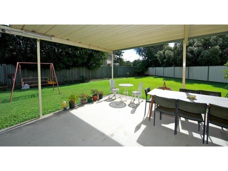 1 Bangalow St, Bridgeman Downs QLD 4035