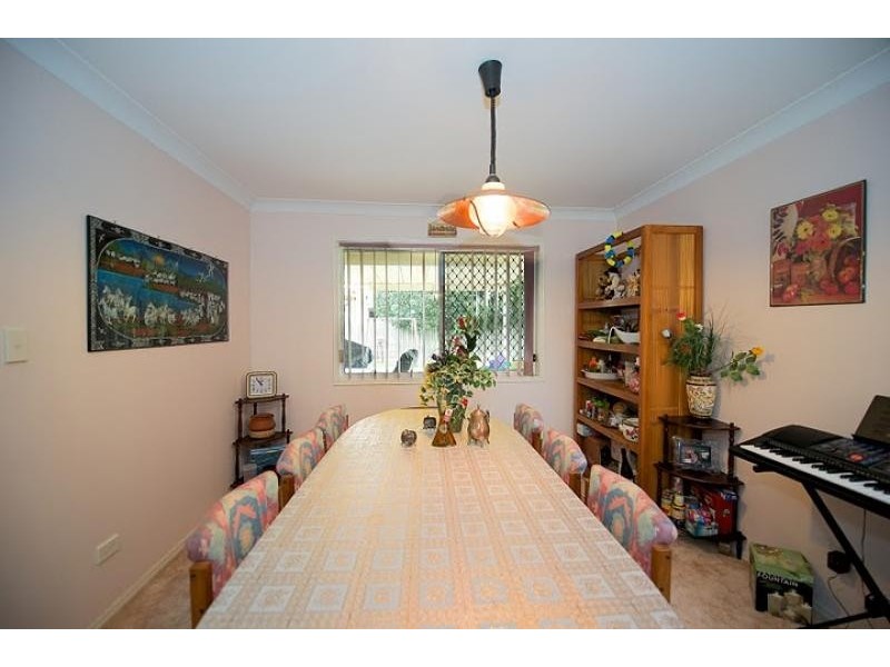 1 Bangalow St, Bridgeman Downs QLD 4035