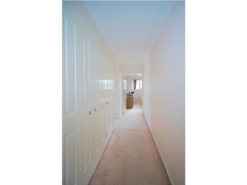 1 Bangalow St, Bridgeman Downs QLD 4035