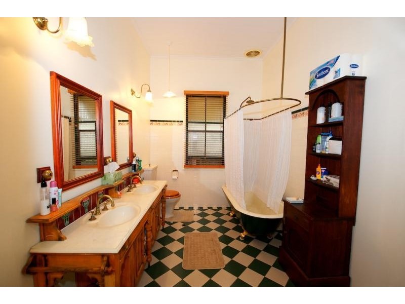 21 Burnett Street, Sadliers Crossing QLD 4305