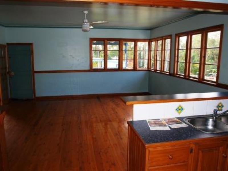 29 Hayes street, Brassall QLD 4305