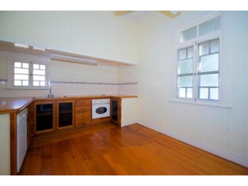 43 Salisbury  road, Ipswich QLD 4305