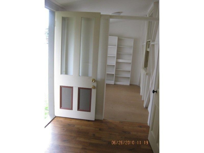 2 Stephenson Street, Sadliers Crossing QLD 4305