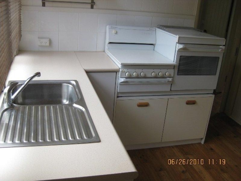 2 Stephenson Street, Sadliers Crossing QLD 4305