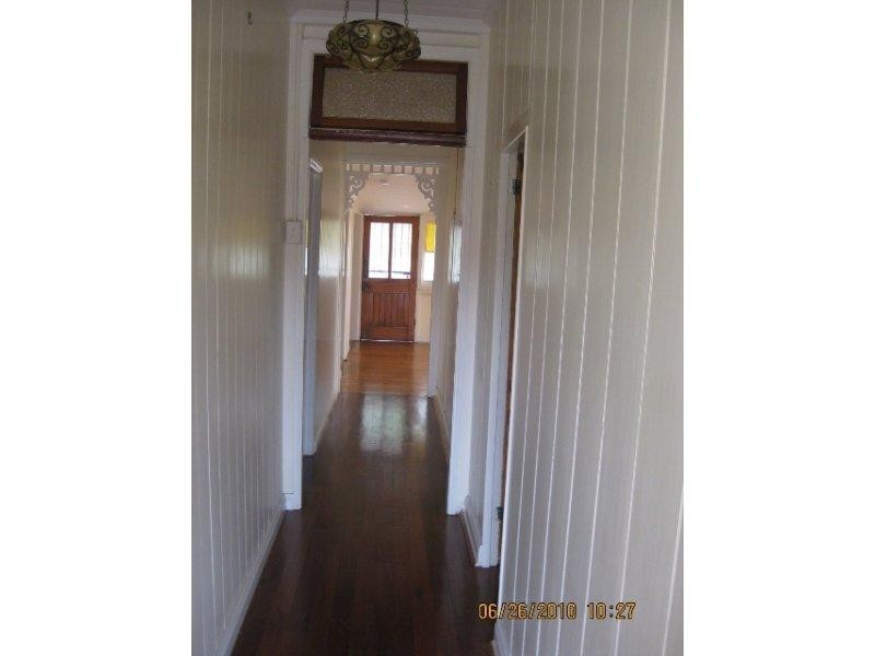 17 Murphy Street, Ipswich QLD 4305