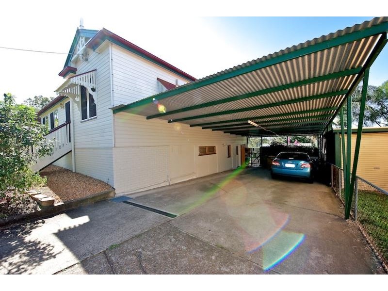 36 siemons street, One Mile QLD 4305